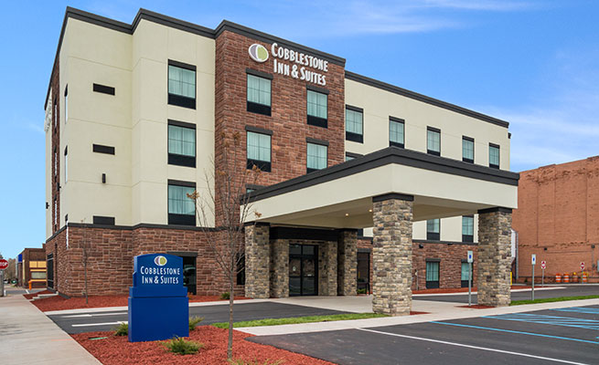 exterior of Cobblestone Inn and Suites in Ashland