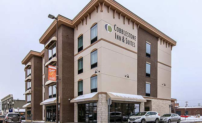 exterior of Cobblestone Inn and Suites in Menomonie